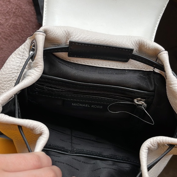 MK bag - Picture 3 of 3